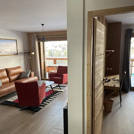 Apprt Moderne 70m2, 3 Chbr, 6 Pers, Sur Les Pistes, Equipe, Garage Interieur